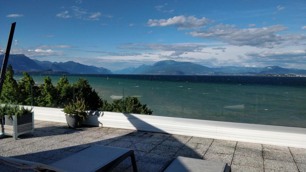 Hotel Riviera Desenzano del Garda Exterior foto